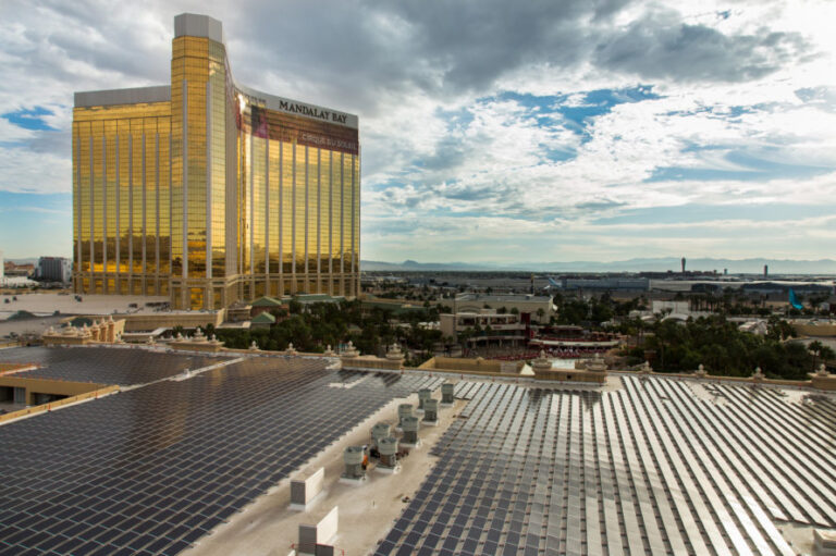 Mandalay-Bay-convention-center-rooftop